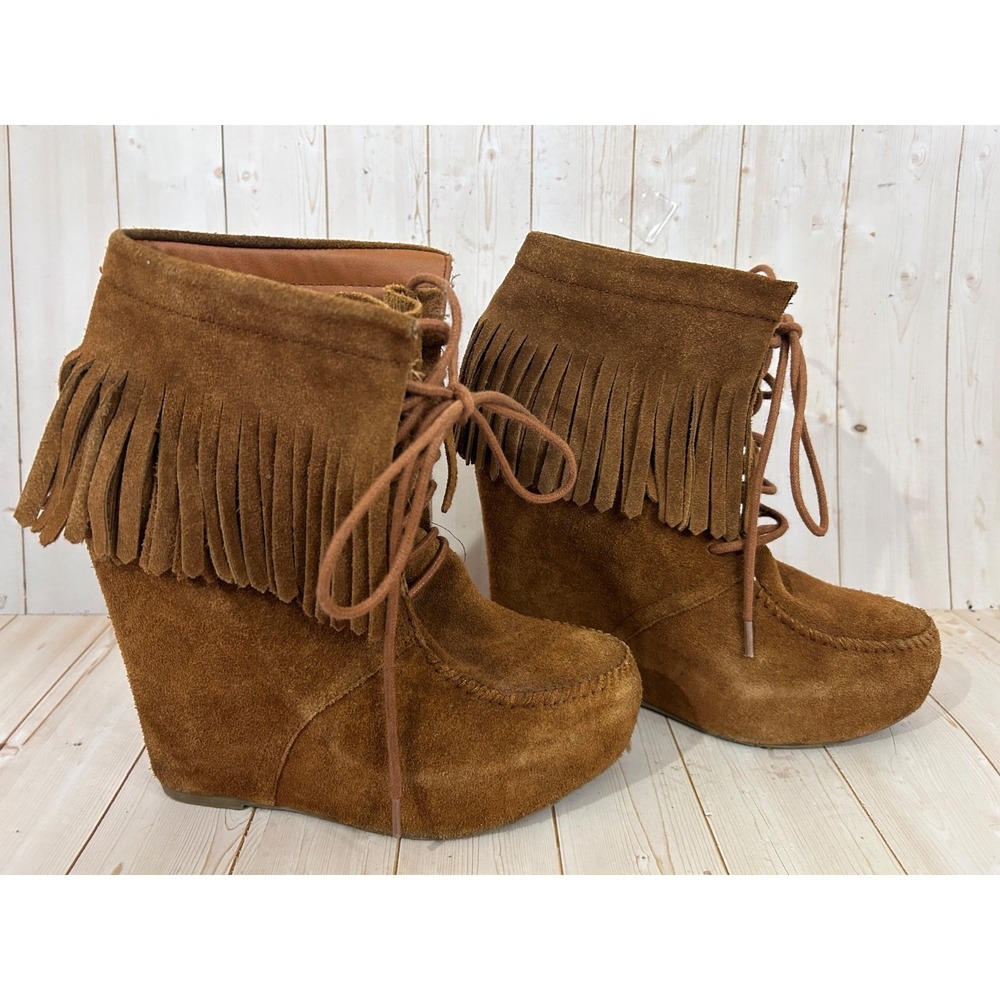 Steve Madden Suede Hidden Wedge Armory Fringe Ankle Booties Size 6.5 Women's